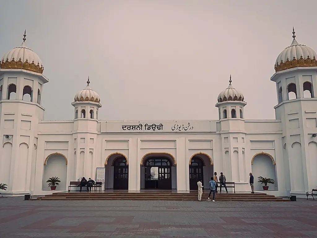 Gurdwara Darbar Sahib Kartarpur (4)