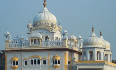 Sikh Yatra: Pilgrimage to Pakistan