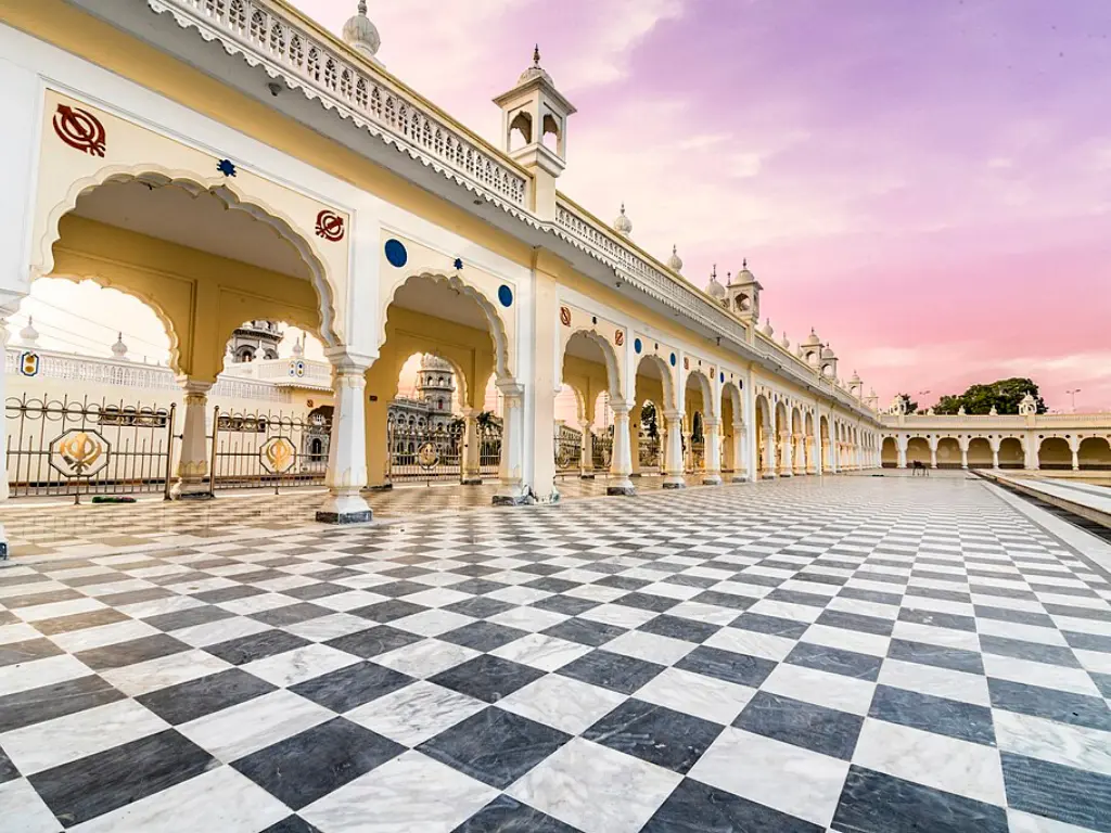 Gurdwara Janam Asthan at Nankana Sahib (5)