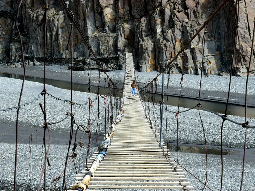 Hussaini Bridge, Hunza