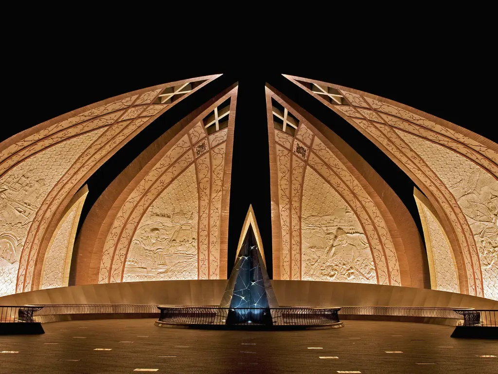 Islamabad_Rawalpindi-MonumentofPakistan