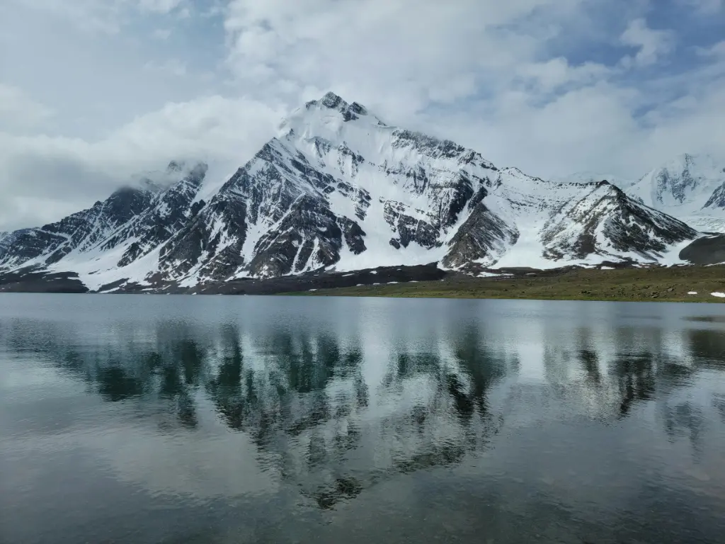 Karamber Lake