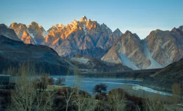 Hunza & Naltar Valley Tour – Explore Gilgit-Baltistan & Kaghan by Road