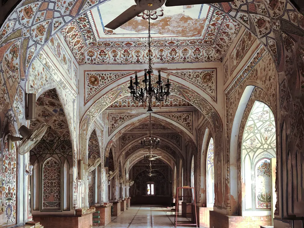 Peshawar-Mahabbat Khan Mousque