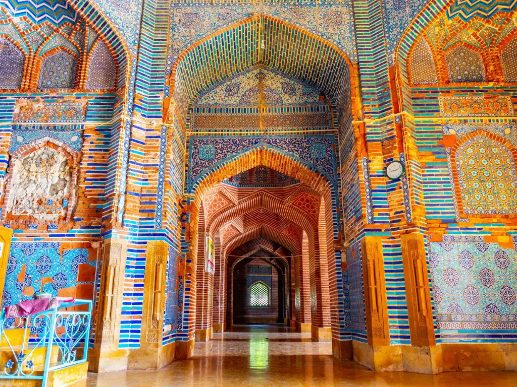 Shah Jahan Mosque (5)