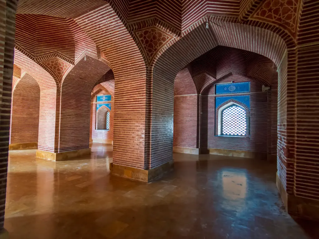 Shah Jahan Mosque (7)