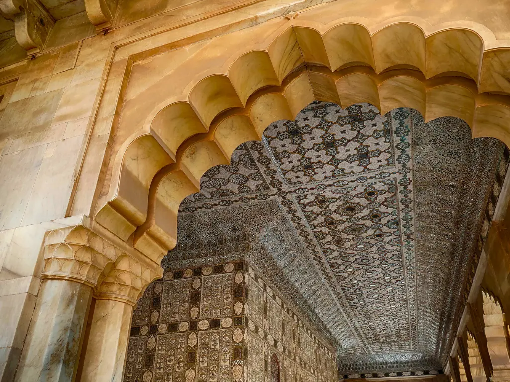 Sheesh Mahal (3)