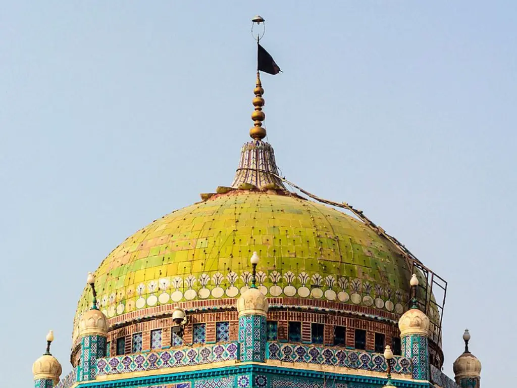 Shrine of Shams Tabraiz (3)