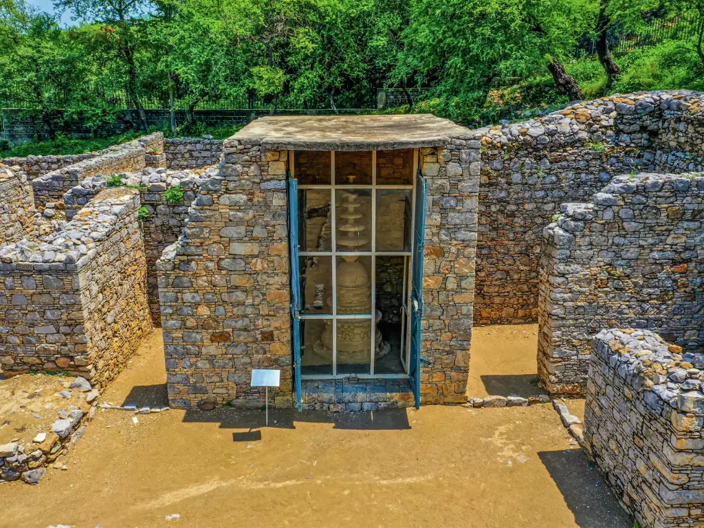 Taxila Dharamjika (2)