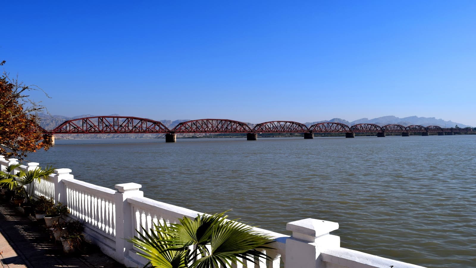 13bd87e8-e950-4bd2-83f2-50ad270451fc