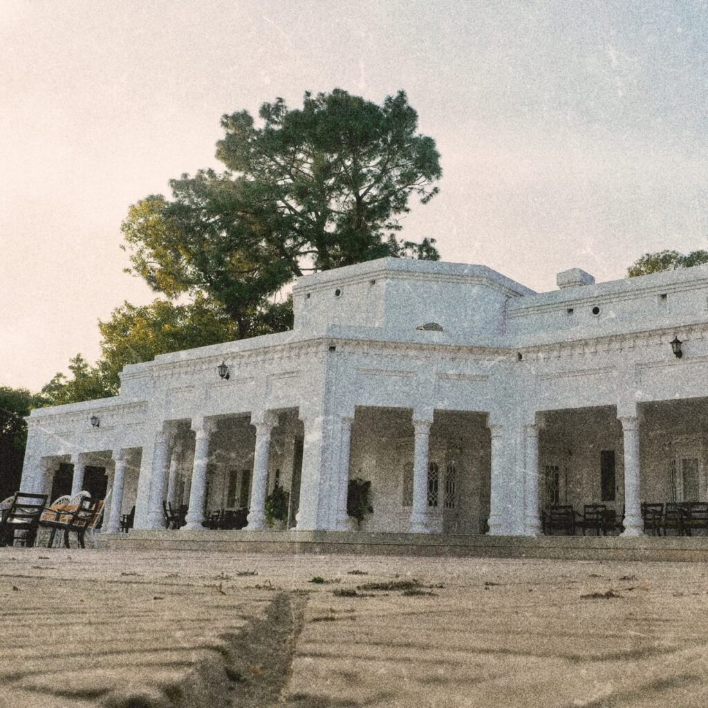 7d27797c-08e7-49f4-a2f0-56d9824c8d1b