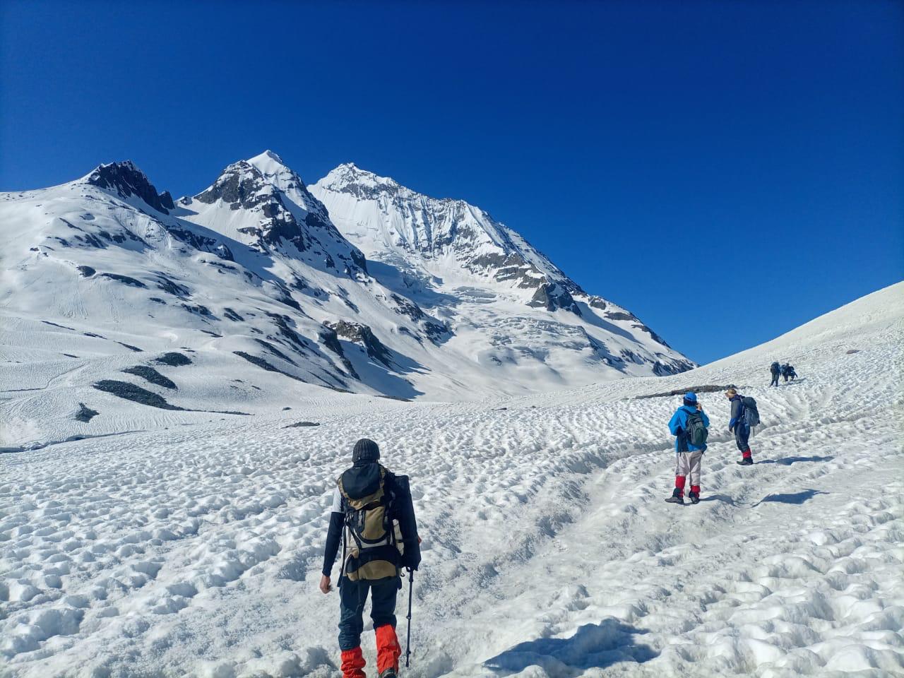 Thallo pass trek