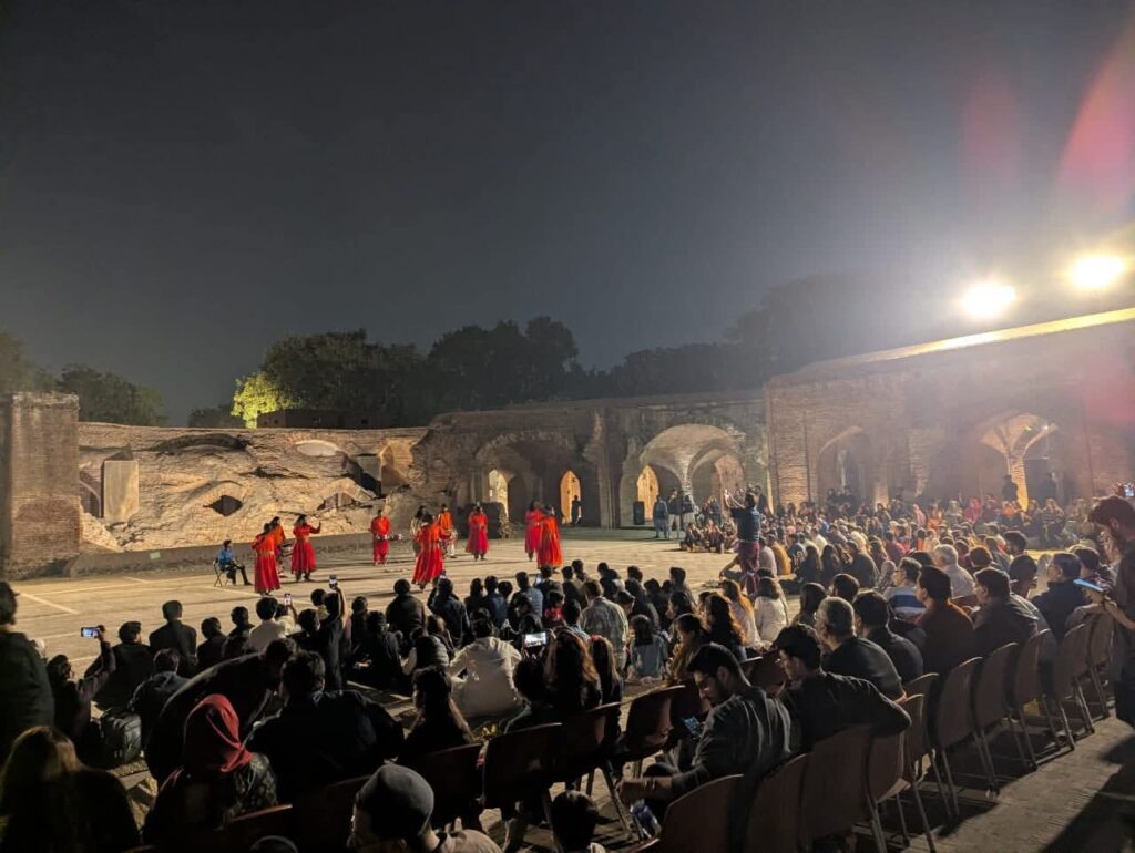 history by night lahore fort