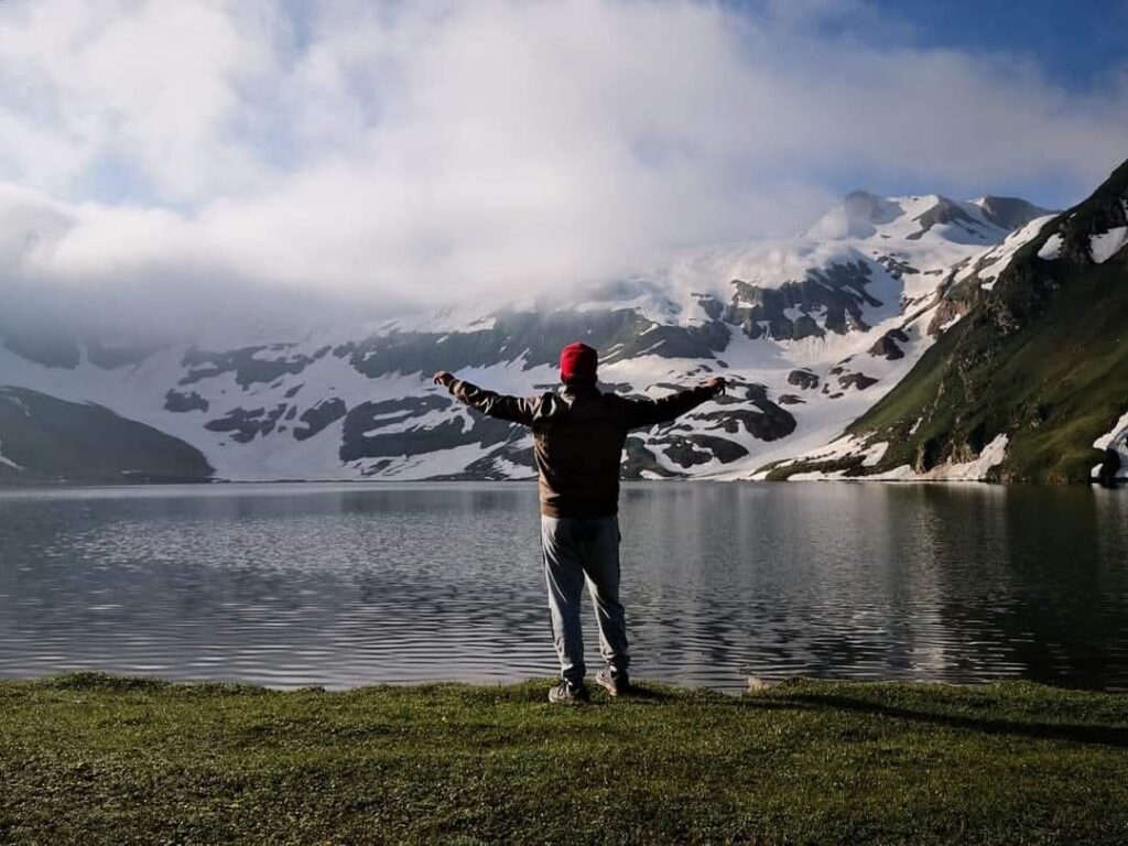 WhatsApp Image 2025-11-14 at 23.48.29 (1)