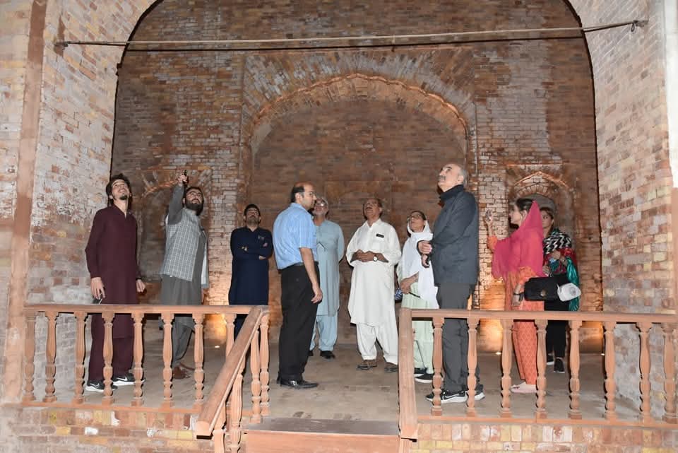 WhatsApp Image 2025-11-15 at 04.08.00 (1)